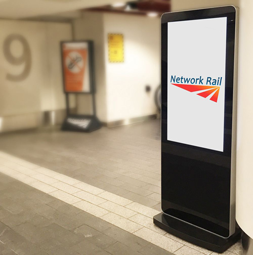digital signage screen railway station